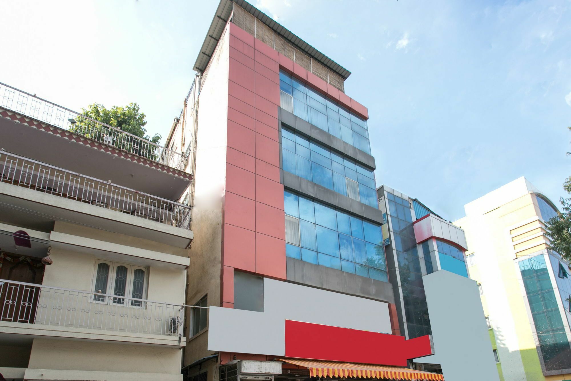 Oyo 10378 Hotel Hibiscus Mayflower Бангалор Экстерьер фото